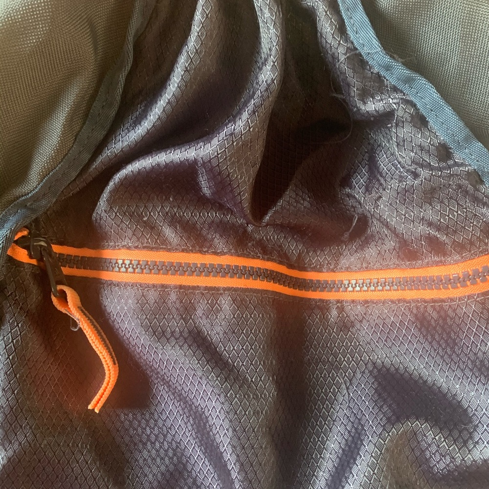 Adidas Drawstring - Picture 4 of 5
